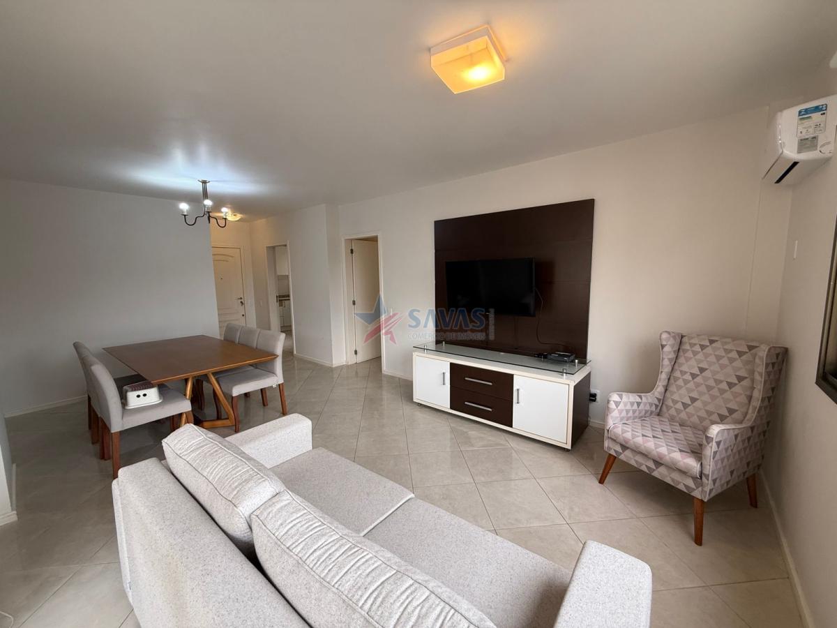 AMPLO 3 DORMITÓRIOS JUNTO AO HIPPO