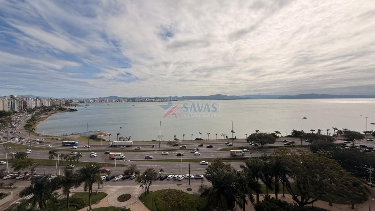 AMPLO 4 SUÍTES COM VISTA PANORÂMICA DO MAR