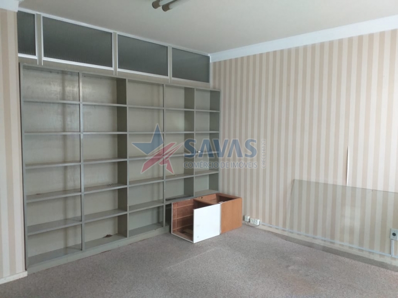 AMPLA SALA COMERCIAL COM GARAGEM - 