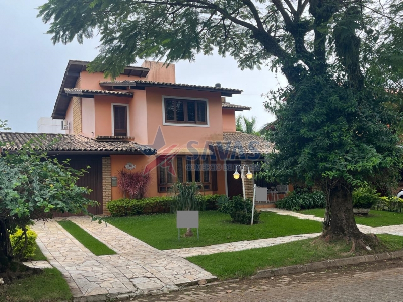 CASA RESIDENCIAL EM JURERÊ INTERNACIONAL