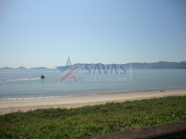 BALNEÁRIO DO ESTREITO - CASA FRENTE MAR