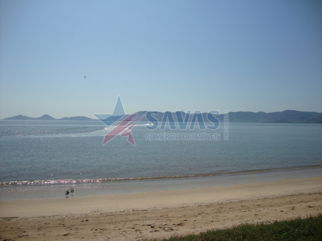 BALNEÁRIO DO ESTREITO - CASA FRENTE MAR